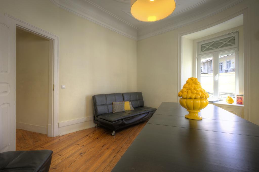 Angola Apartment - 8Bedrooms Lisbon Bagian luar foto