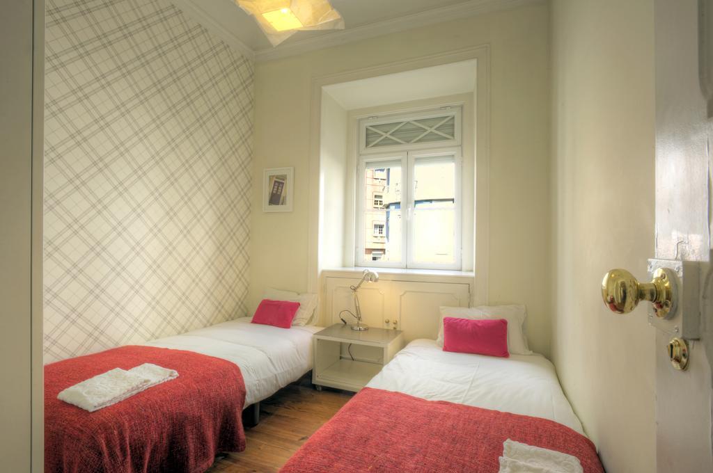 Angola Apartment - 8Bedrooms Lisbon Bagian luar foto